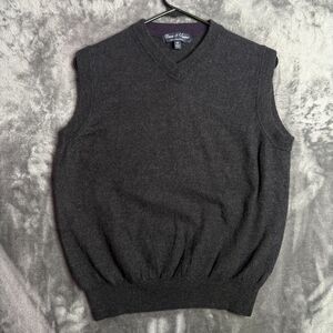 Davis & Squires Extra Fine Merino Wool V-Neck Sweater Dark Gray Medium